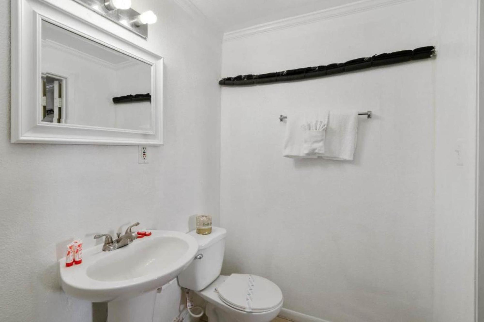Oyo Hotel Rockport- Bay View Bagian luar foto