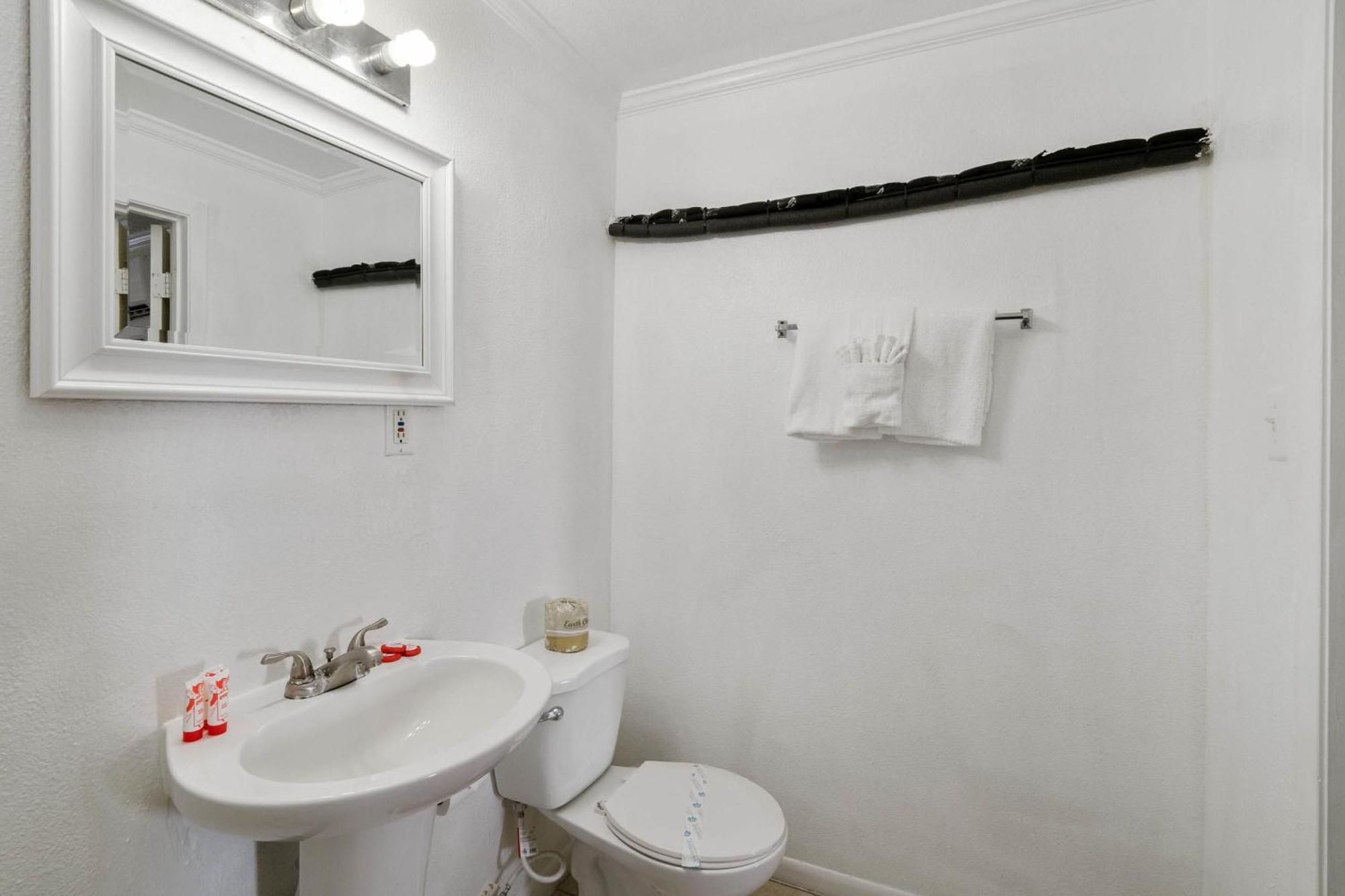 Oyo Hotel Rockport- Bay View Bagian luar foto