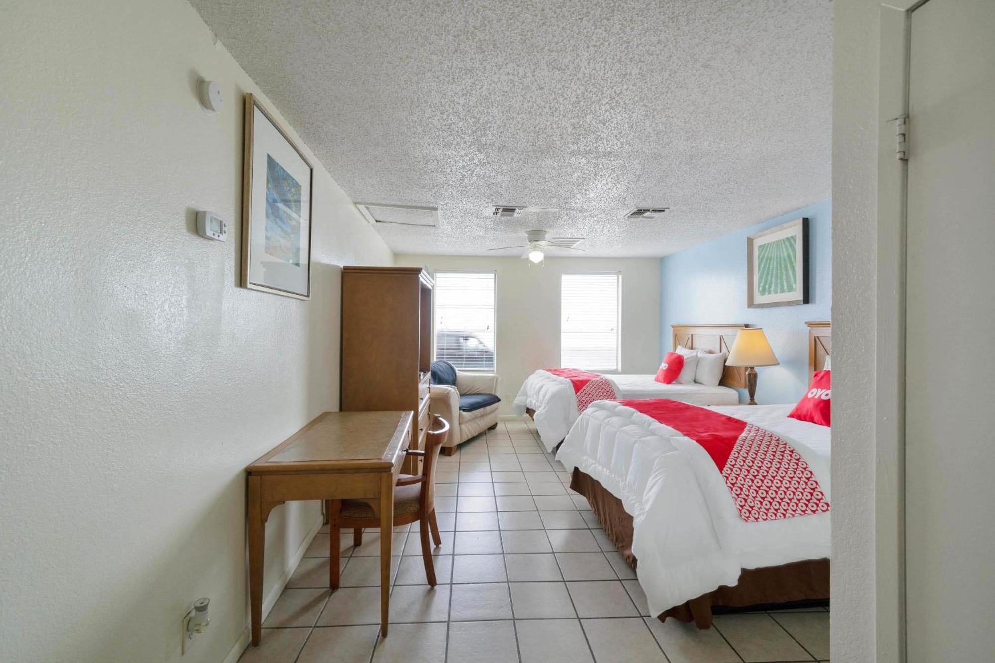 Oyo Hotel Rockport- Bay View Bagian luar foto